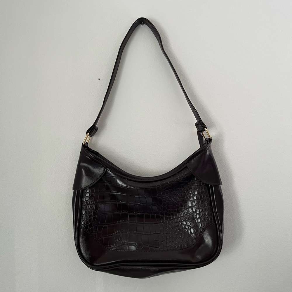 Dark brown shoulder bag